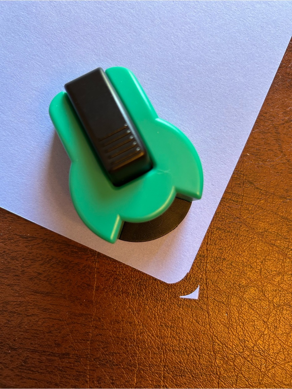 Green Portable Paper Clip & Phone Grip with Black Clip